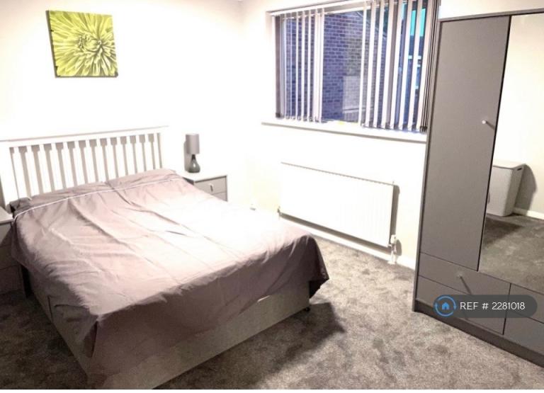 Room Clover Lane in Aylesbury