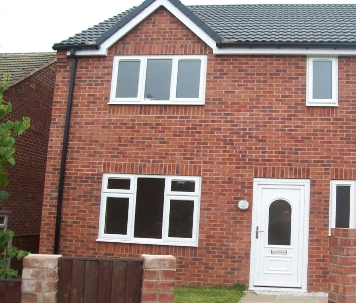 House Elm Tree Crescent in North East Derbyshire