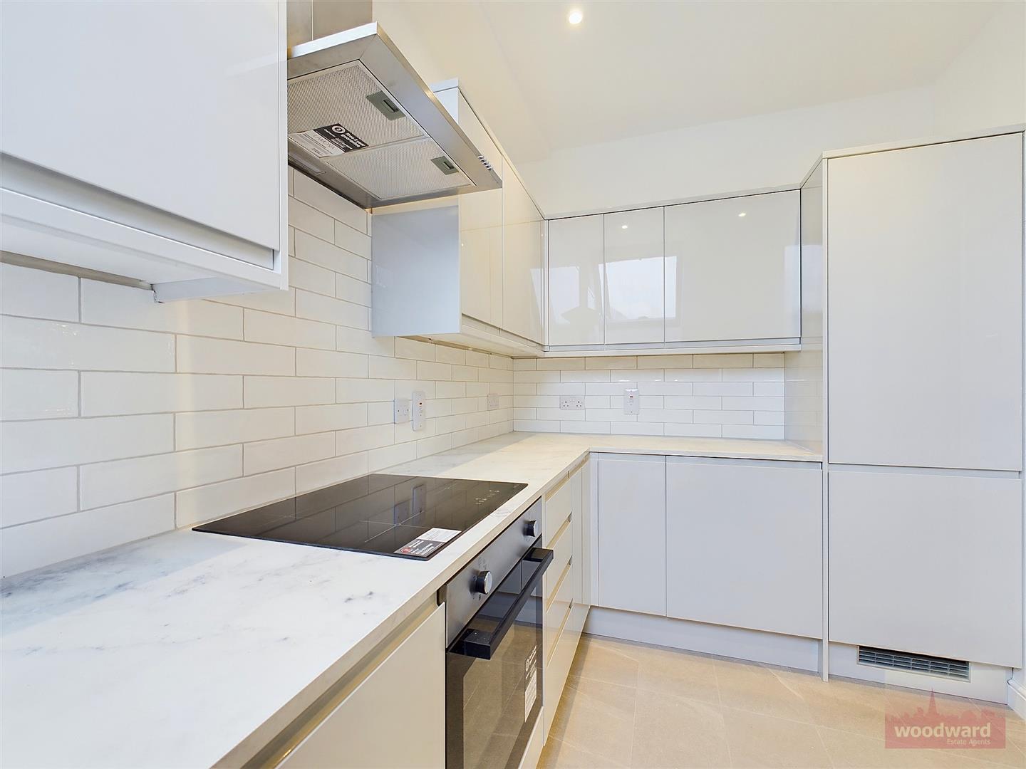 Flat Elmfield Close in Greater London