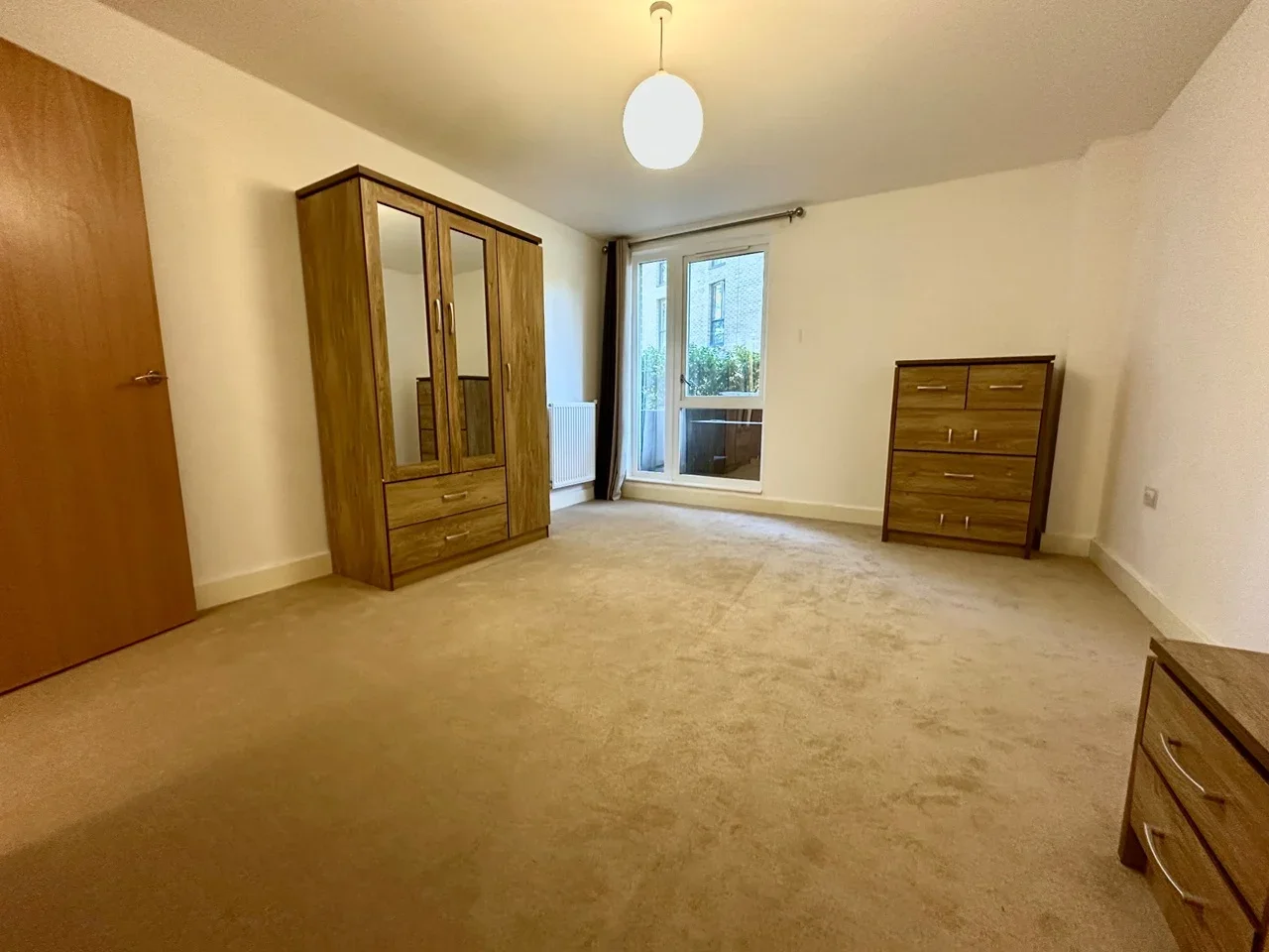 Flat Salk Close in Greater London