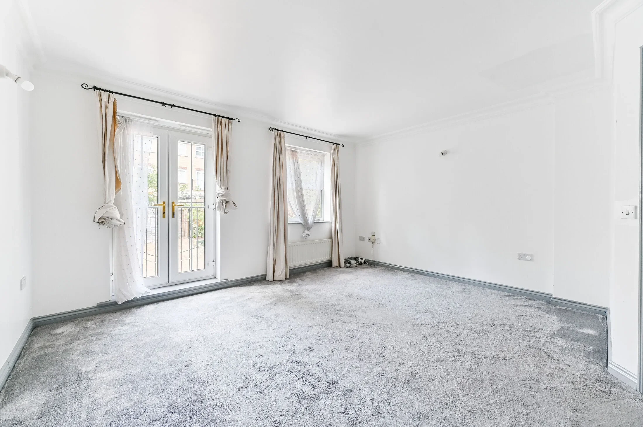 House Sycamore Close in London