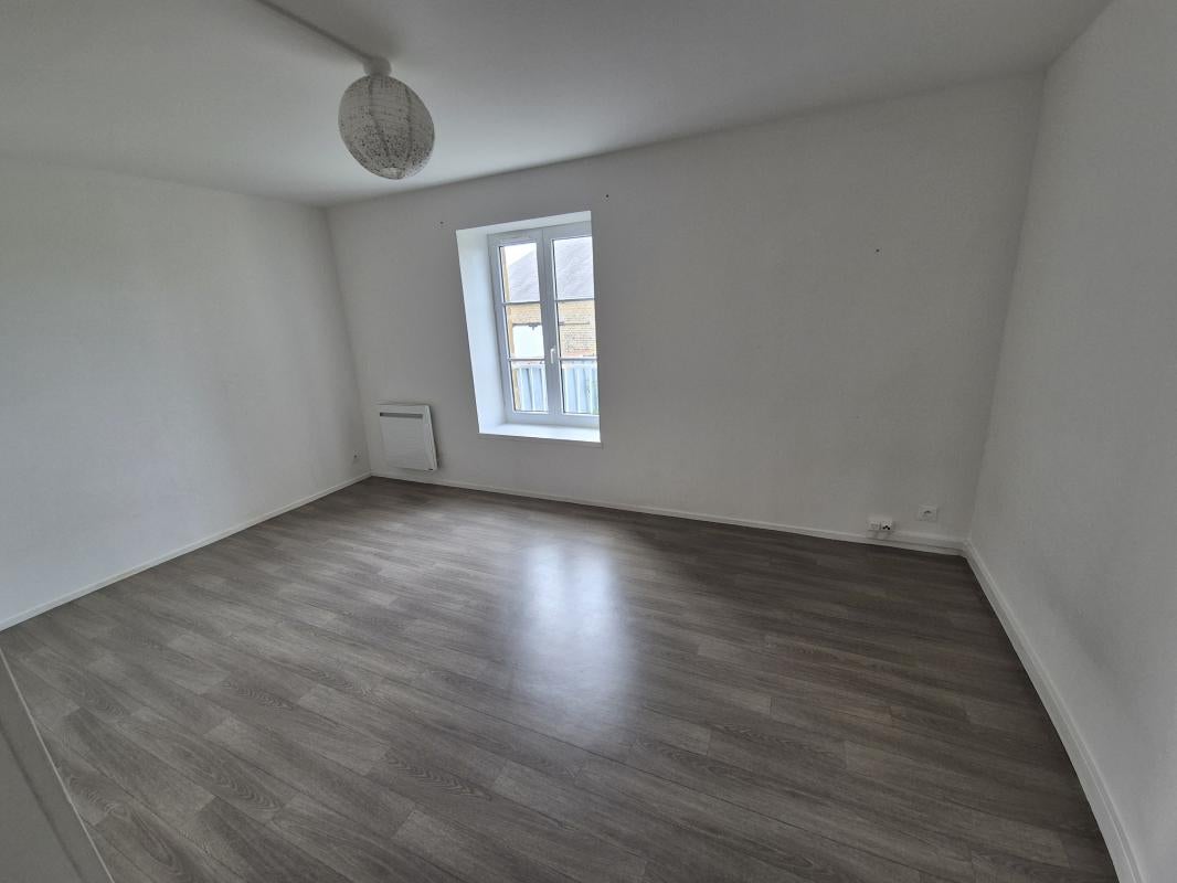 Appartement Rue Jean Baptiste Clément à Renwez