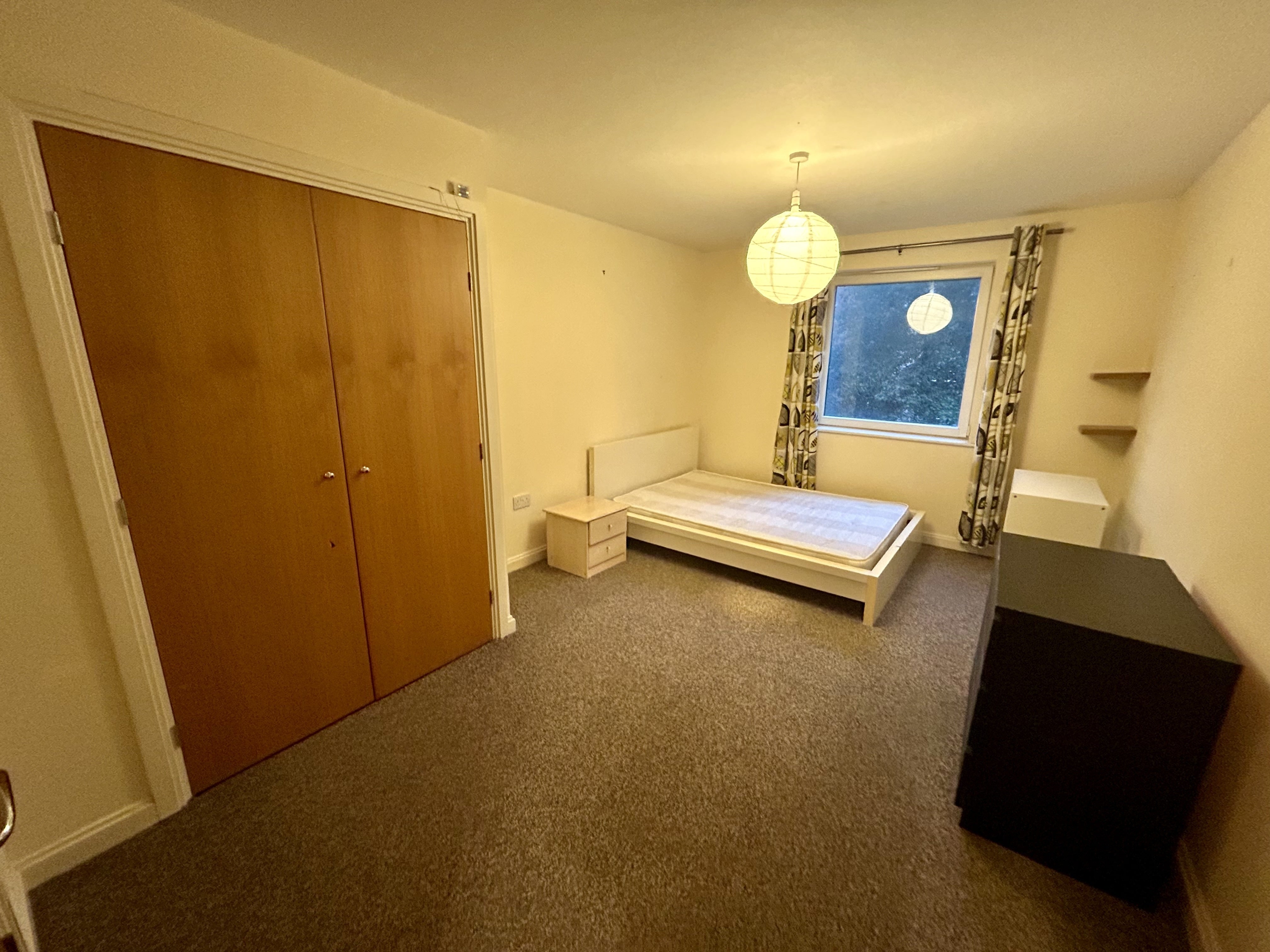 Flat Overstone Court in Cardiff