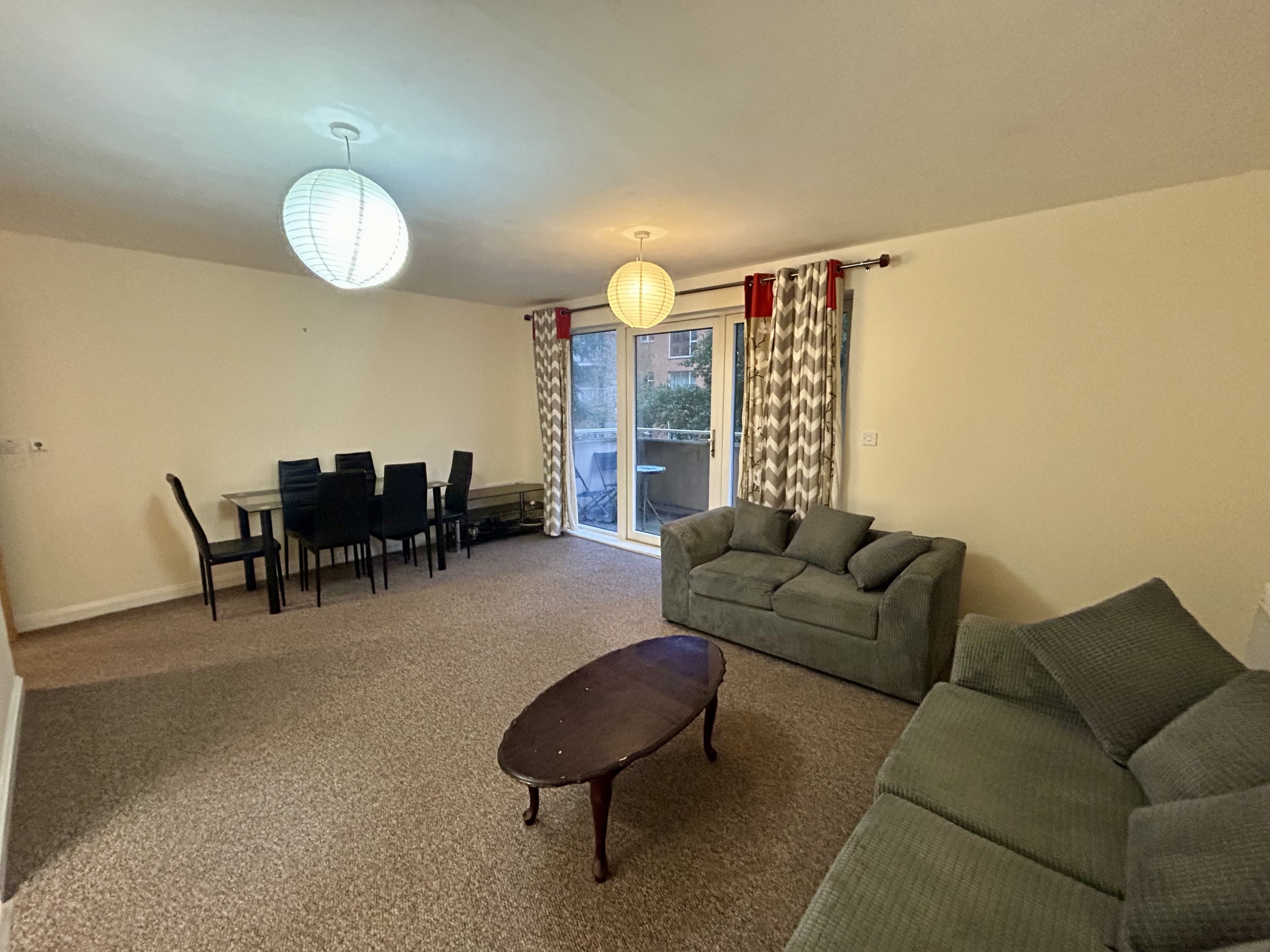Flat Overstone Court in Cardiff
