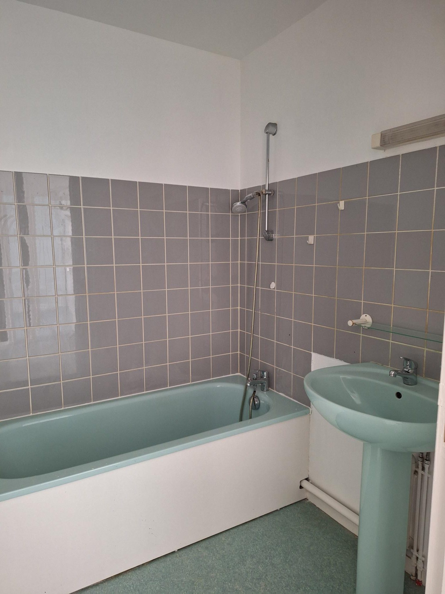 Appartement Place du Docteur Guyot à Châteaumeillant