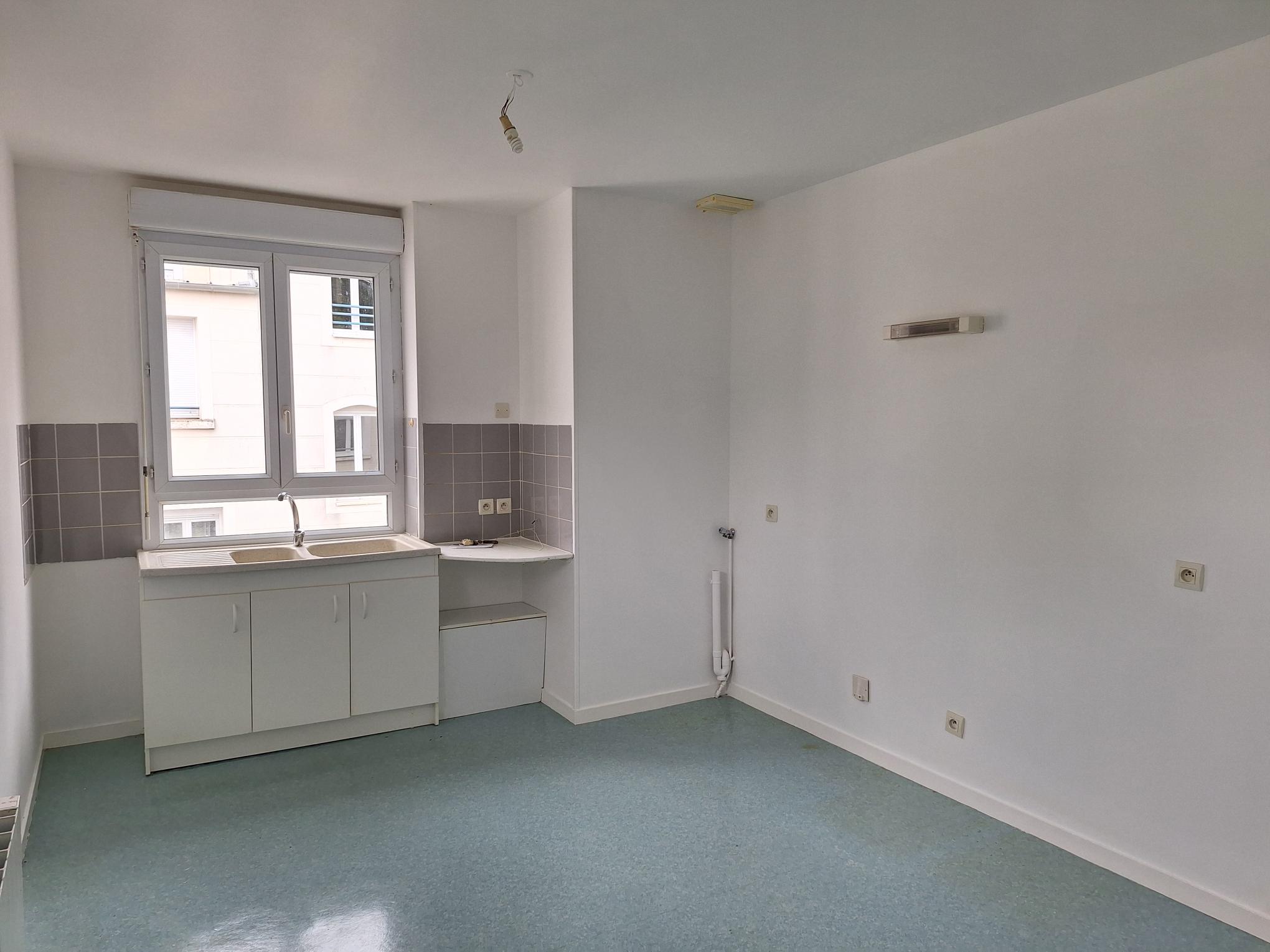 Appartement Place du Docteur Guyot à Châteaumeillant
