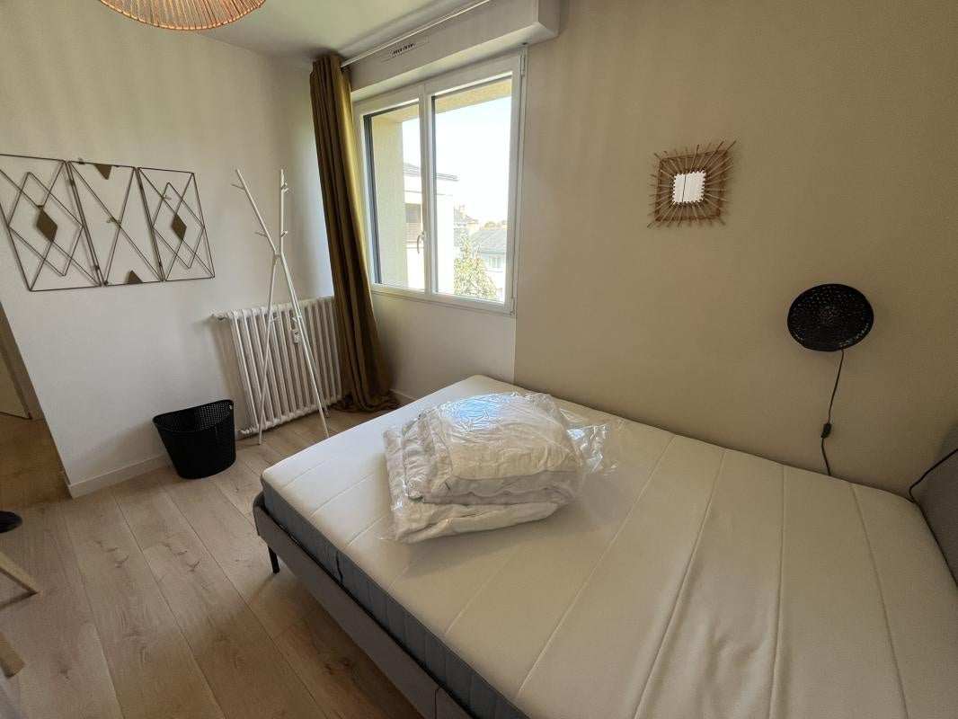 Room Place Molière in Angers