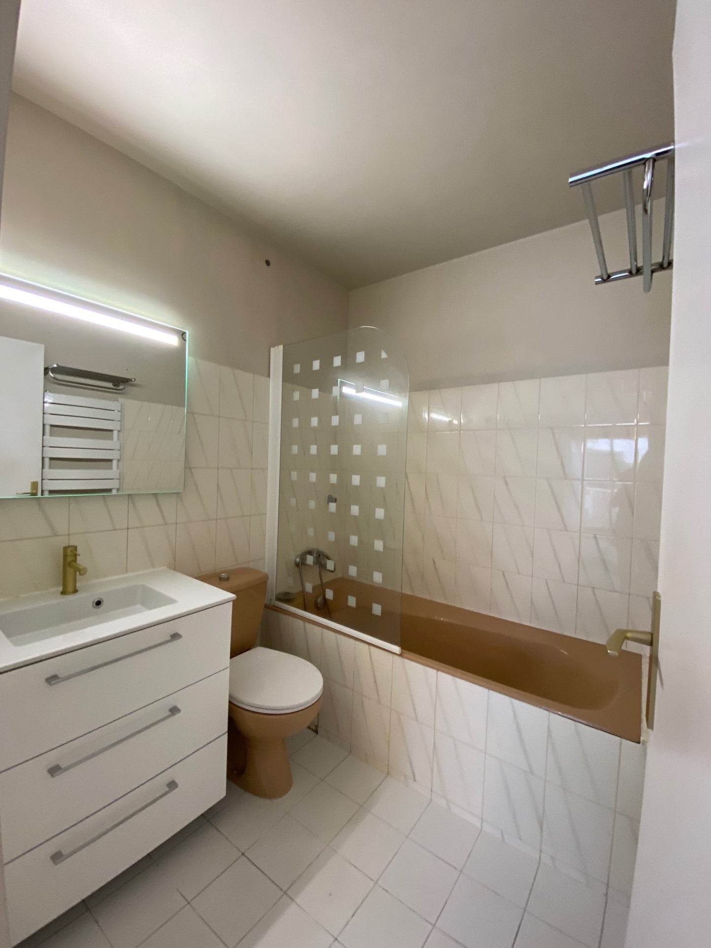 Flat Rue Pauline Kreuscher in Maisons-Laffitte