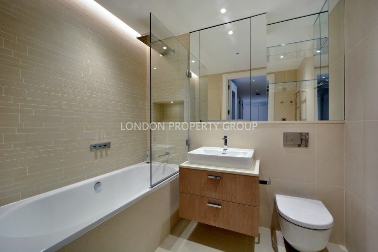 Flat Kensington Gardens Square in City of Westminster