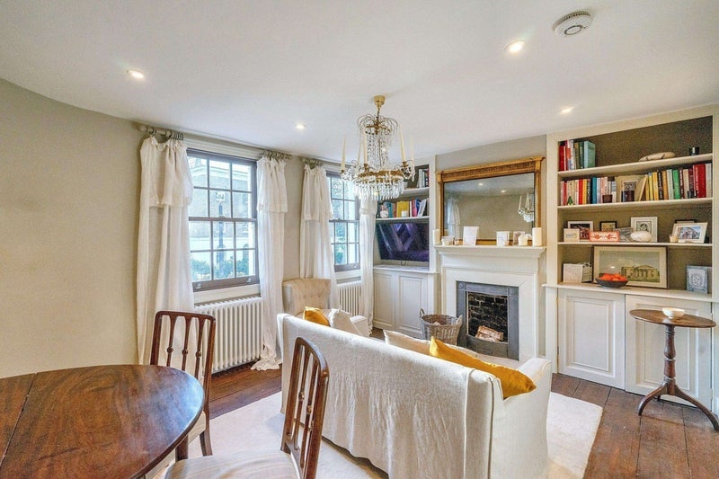 Room Warham Street in Greater London