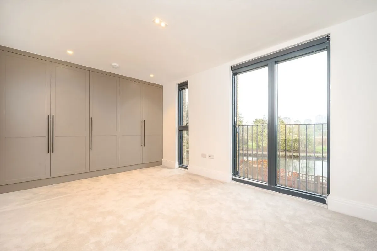 House Bryanston Close in Greater London
