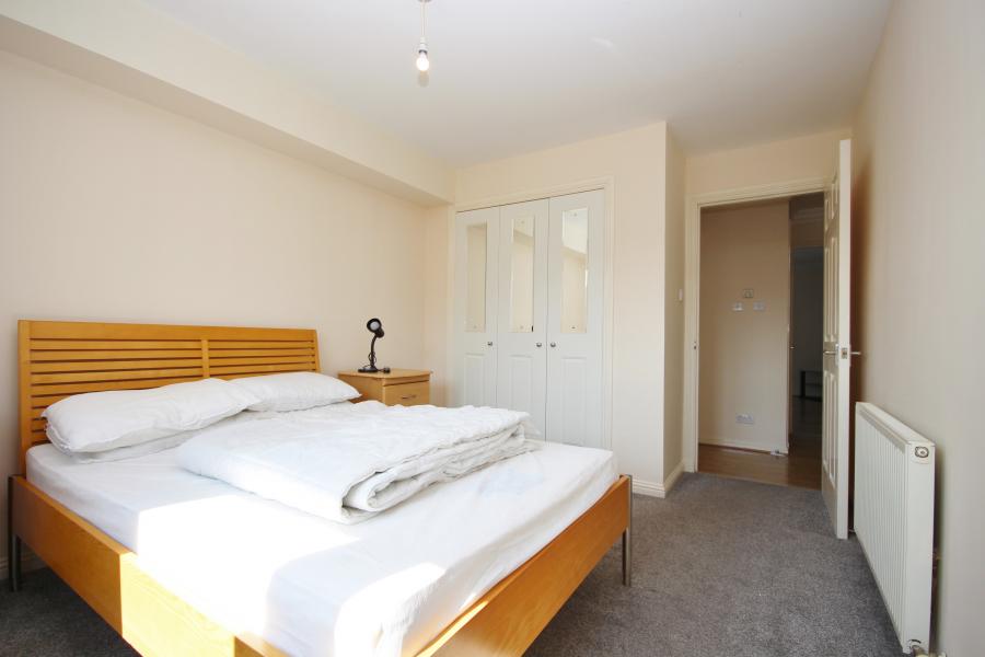 Flat Dawson Road in Glasgow