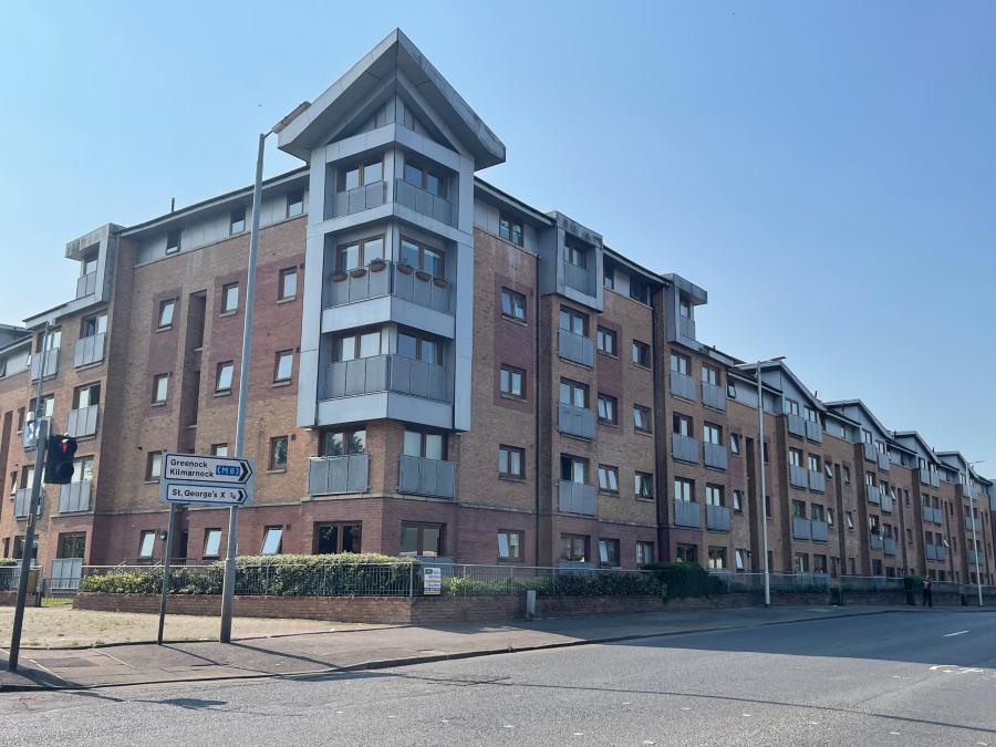 Flat Dawson Road in Glasgow