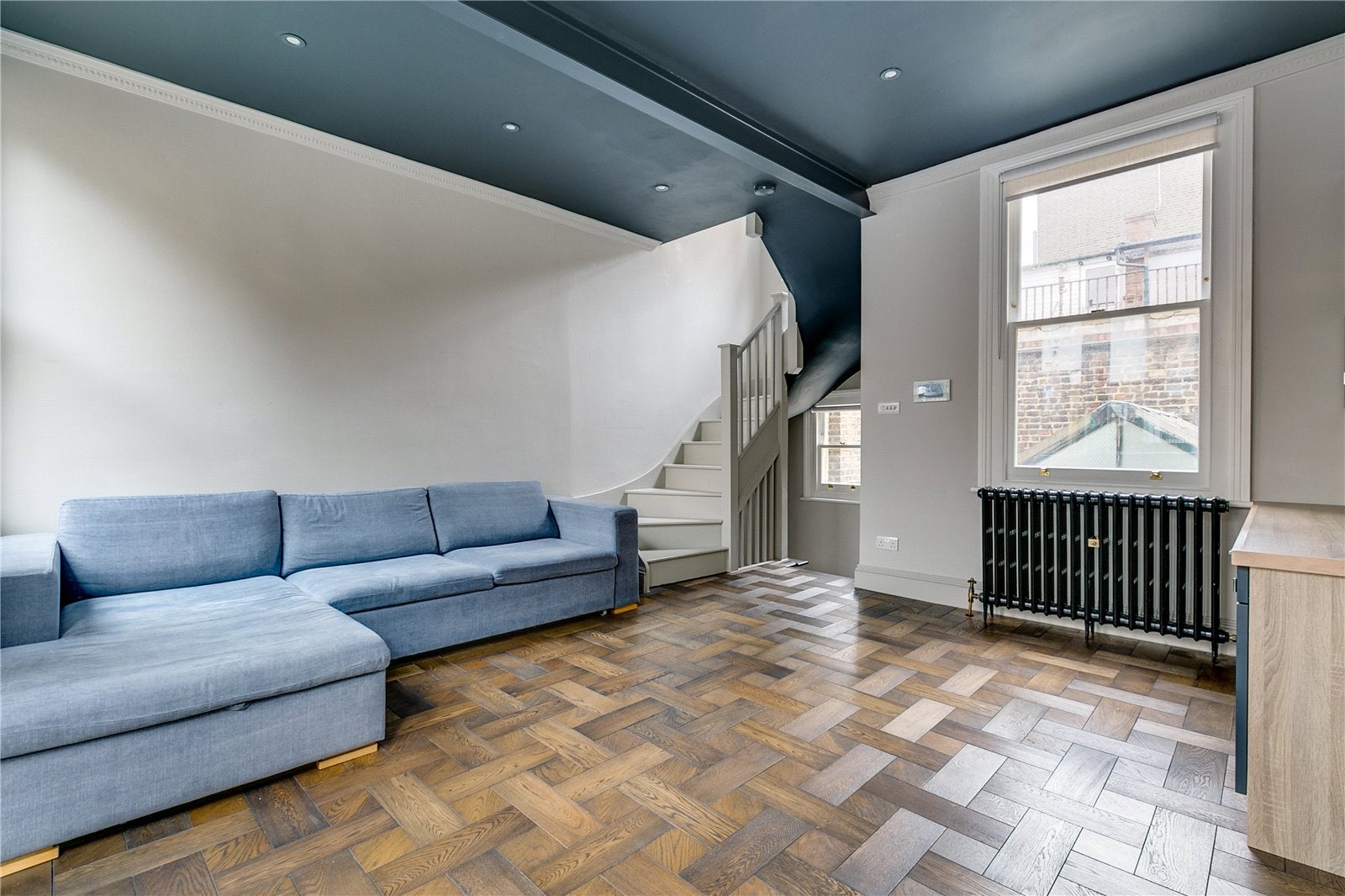 Flat Terrett's Place in Greater London