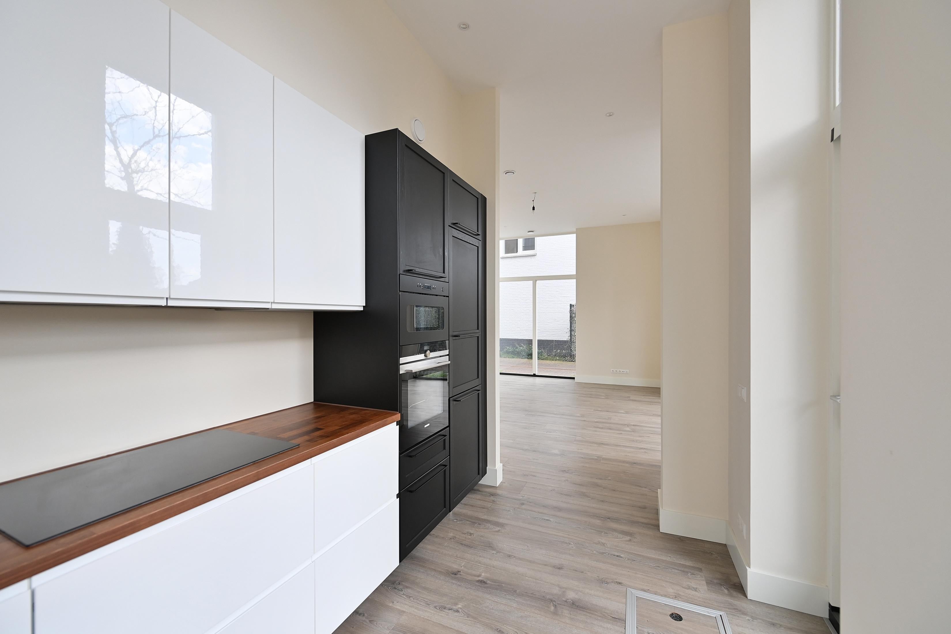 Woning te huur: Keucheniusstraat, Huizen