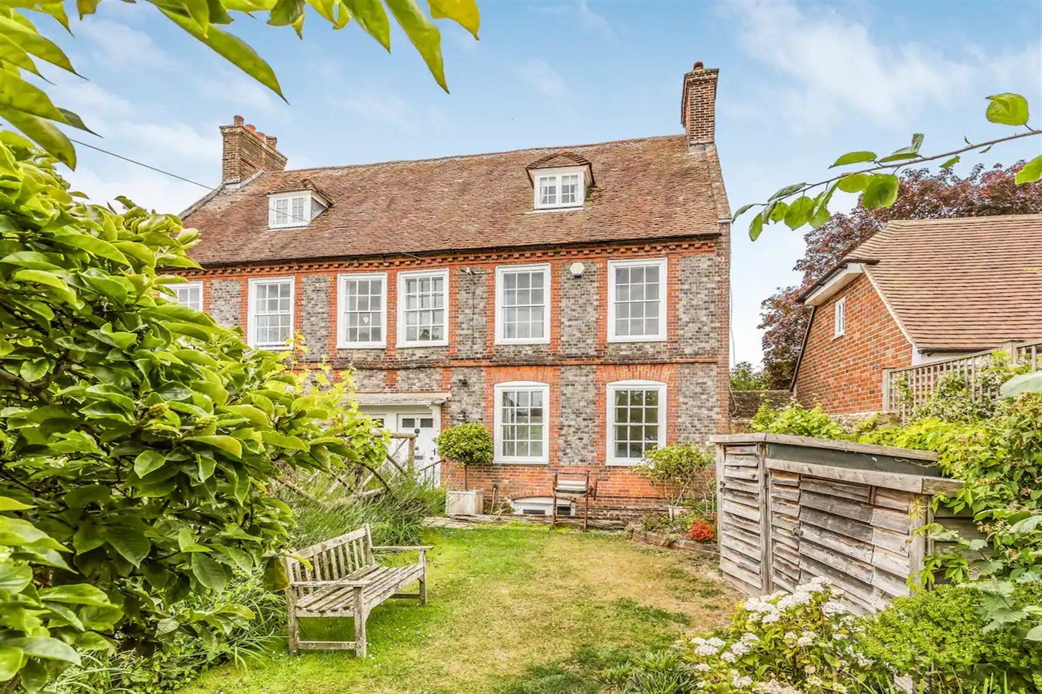 House Shore Road in Chichester