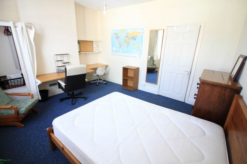 Flat Earlsdon Avenue North in Coventry