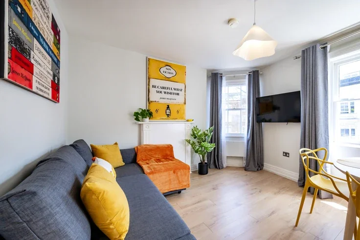 Flat Westbourne Grove in City of Westminster