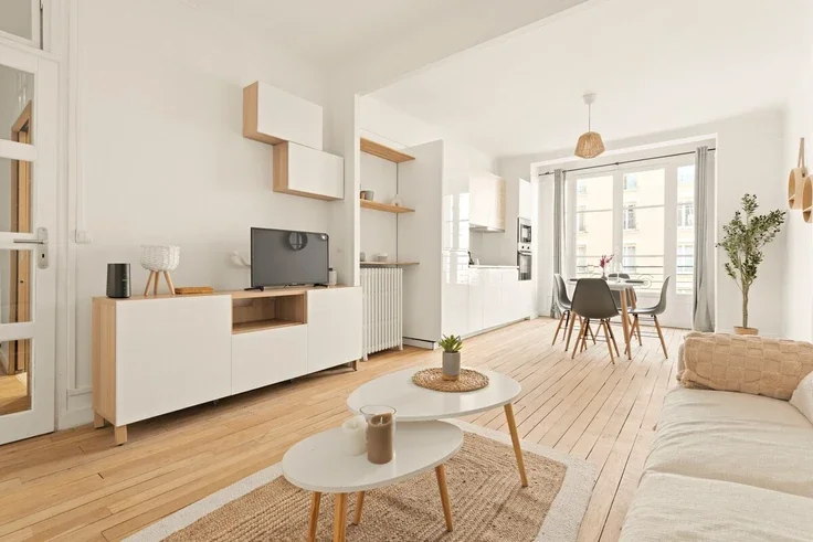 Appartement Rue des Dardanelles à Paris