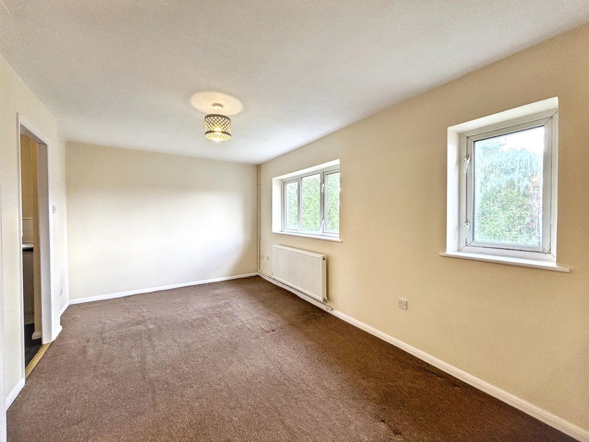 Flat Ashdown Road in Rother