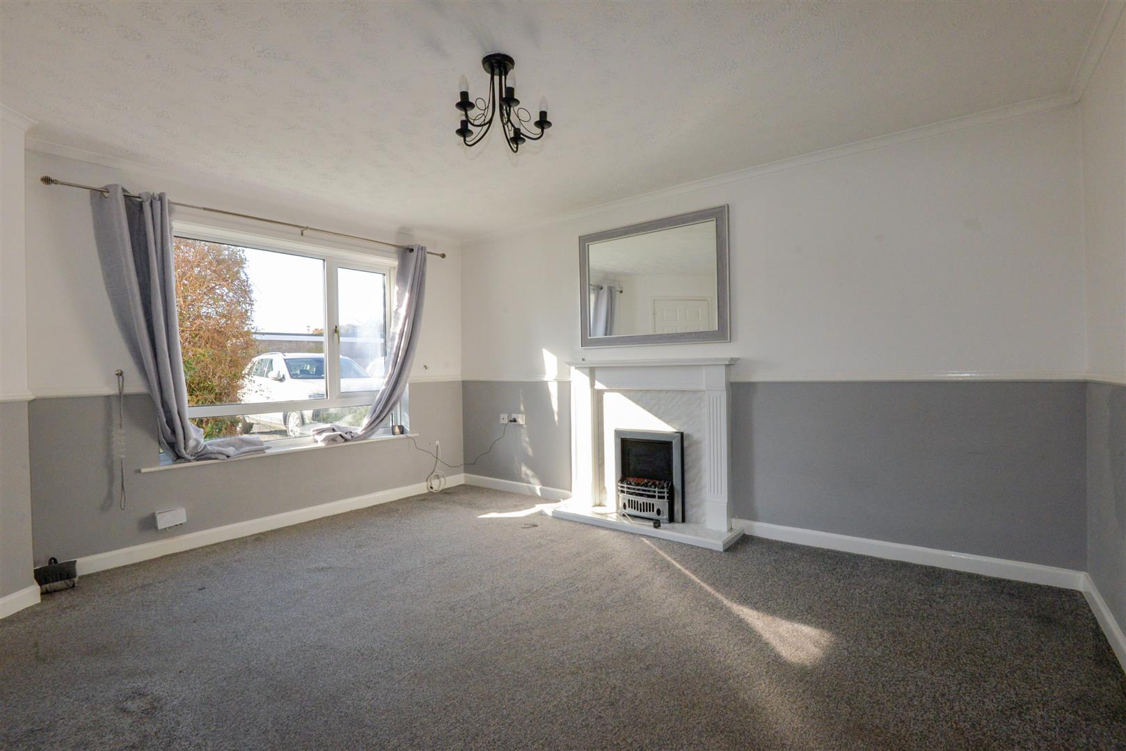 House Lime Tree Close in Bridgwater
