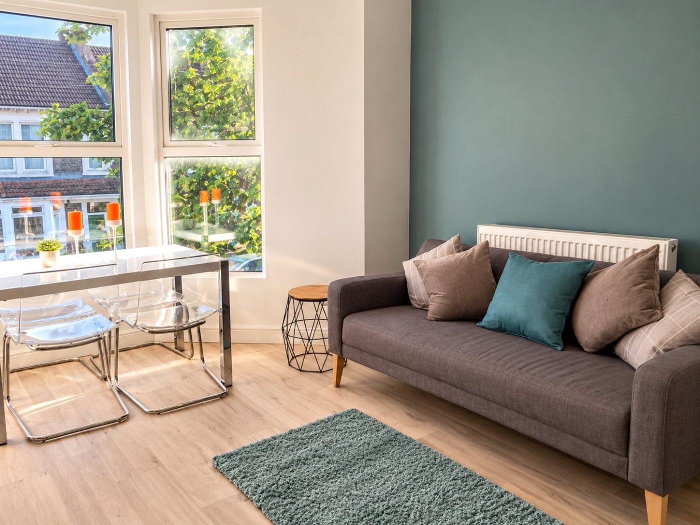 Room Selworthy Road in Bristol