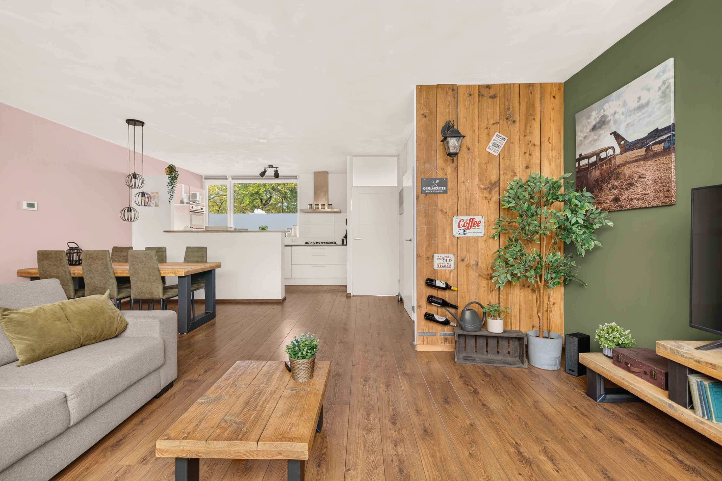 Tussenwoning te koop: Geleenhof 18, Eindhoven