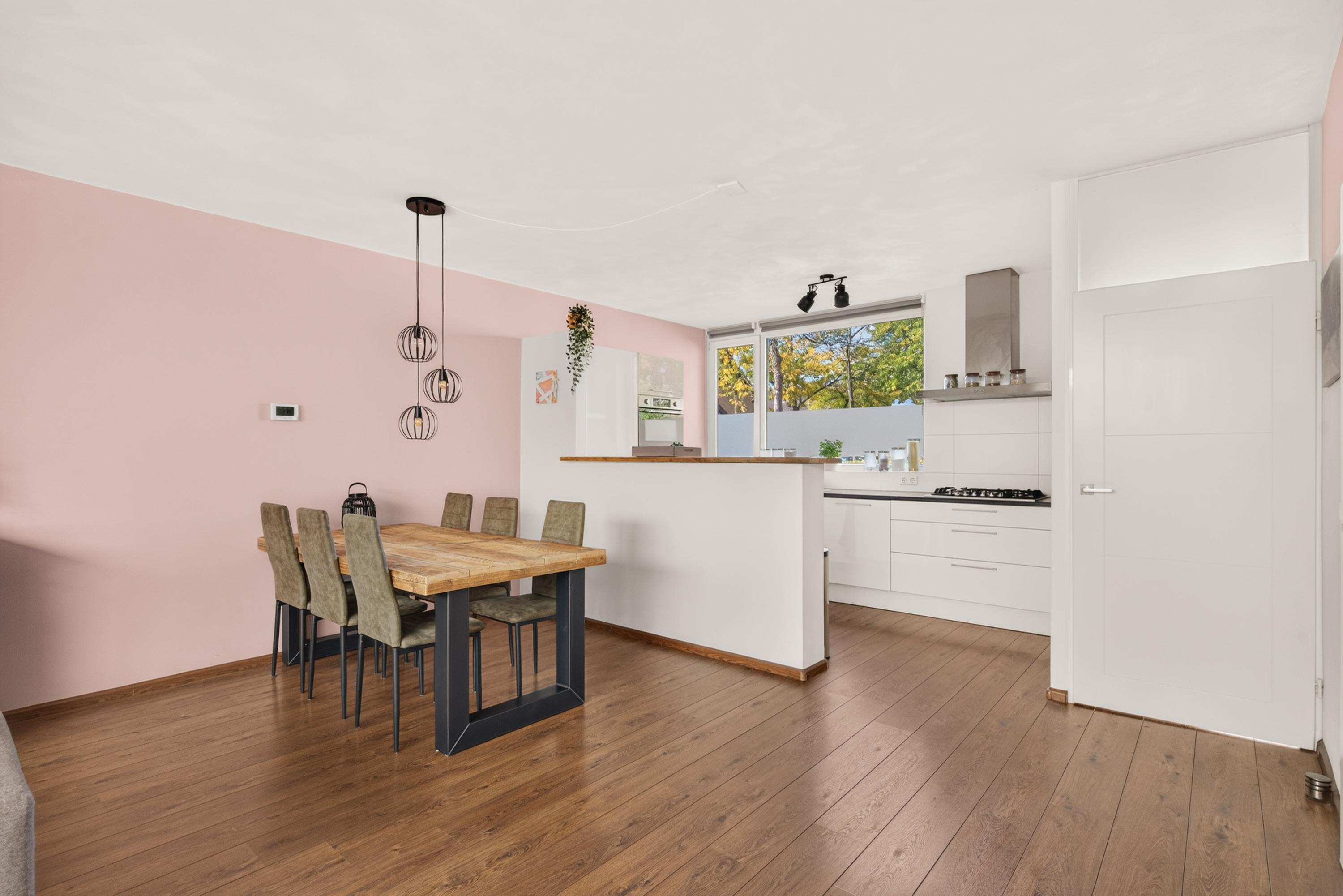 Tussenwoning te koop: Geleenhof 18, Eindhoven