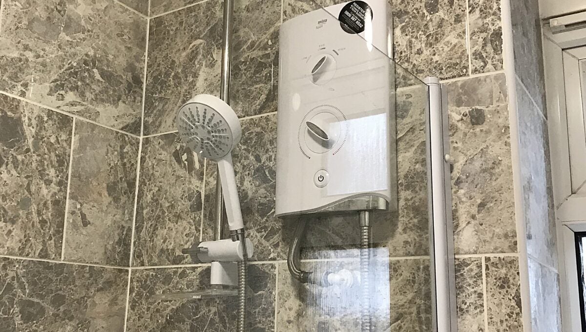 Flat Fitzhamon Embankment in Cardiff