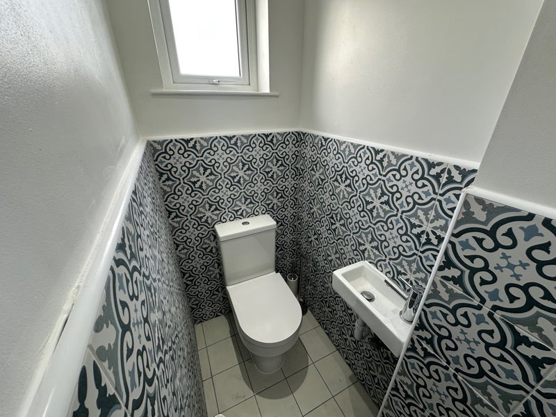 Room Greenwood Road in Greater London