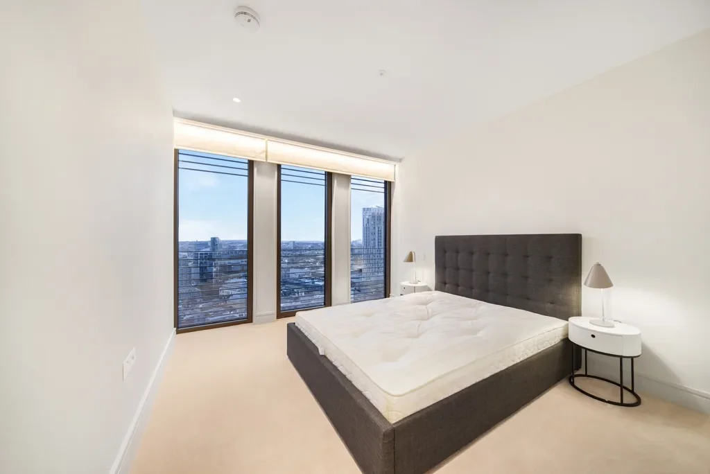 Flat Bishopsgate in City of London