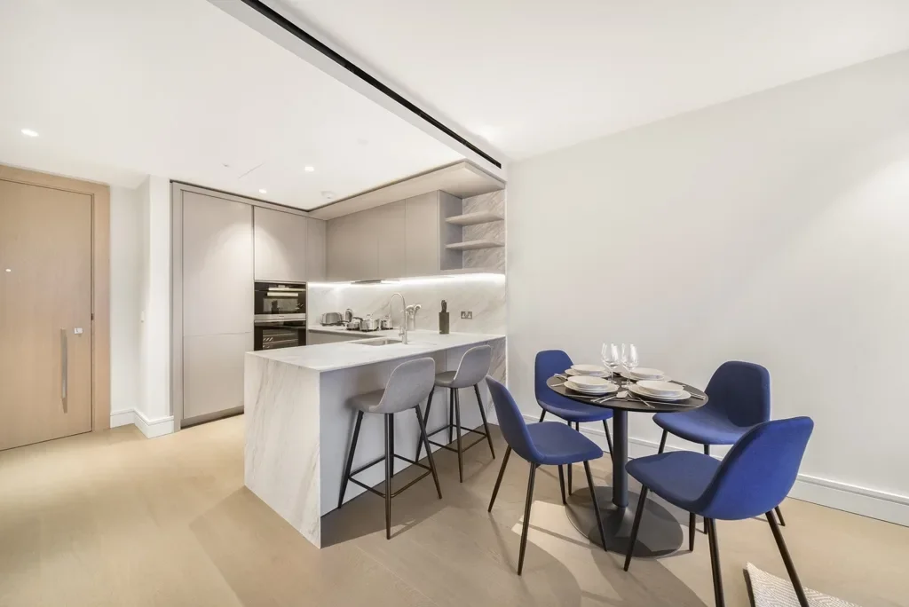 Flat Bishopsgate in City of London