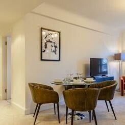 Flat Fulham Road in Greater London