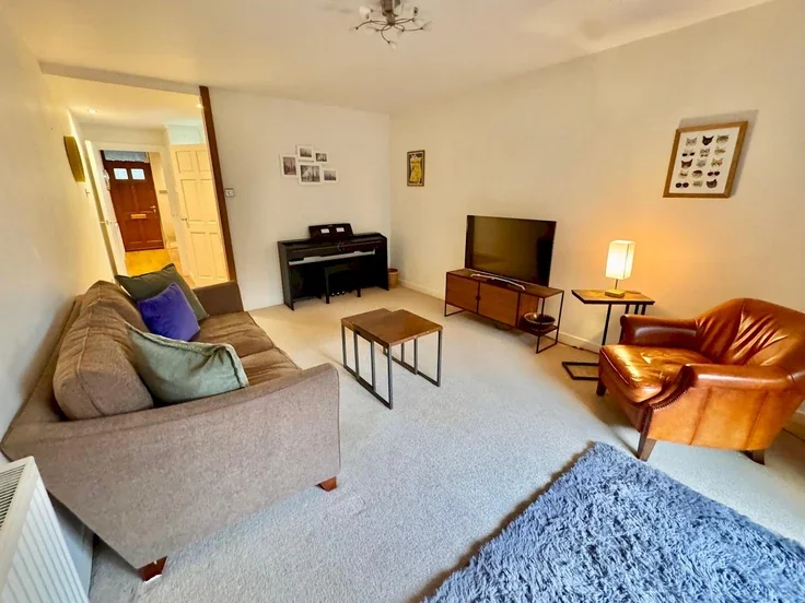House Oakey Lane in Greater London