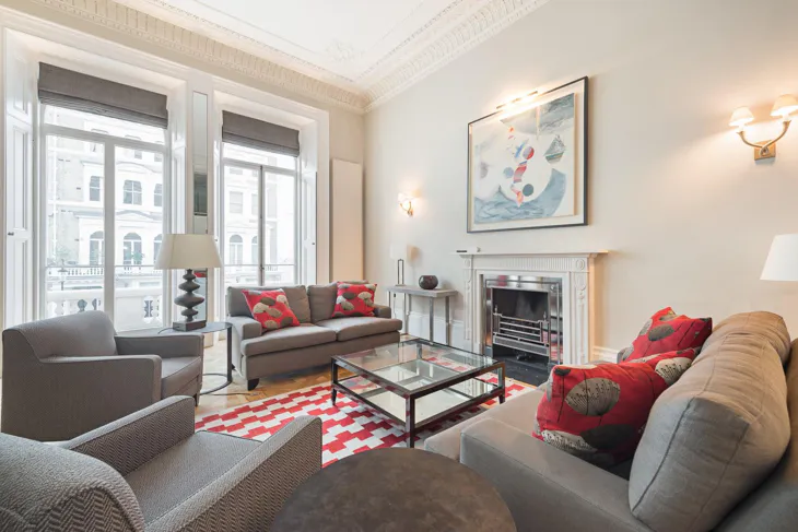Flat Queen's Gate Place in Greater London
