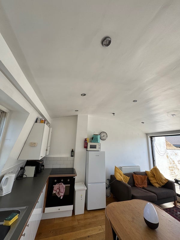 Room Caledonian Road in Greater London