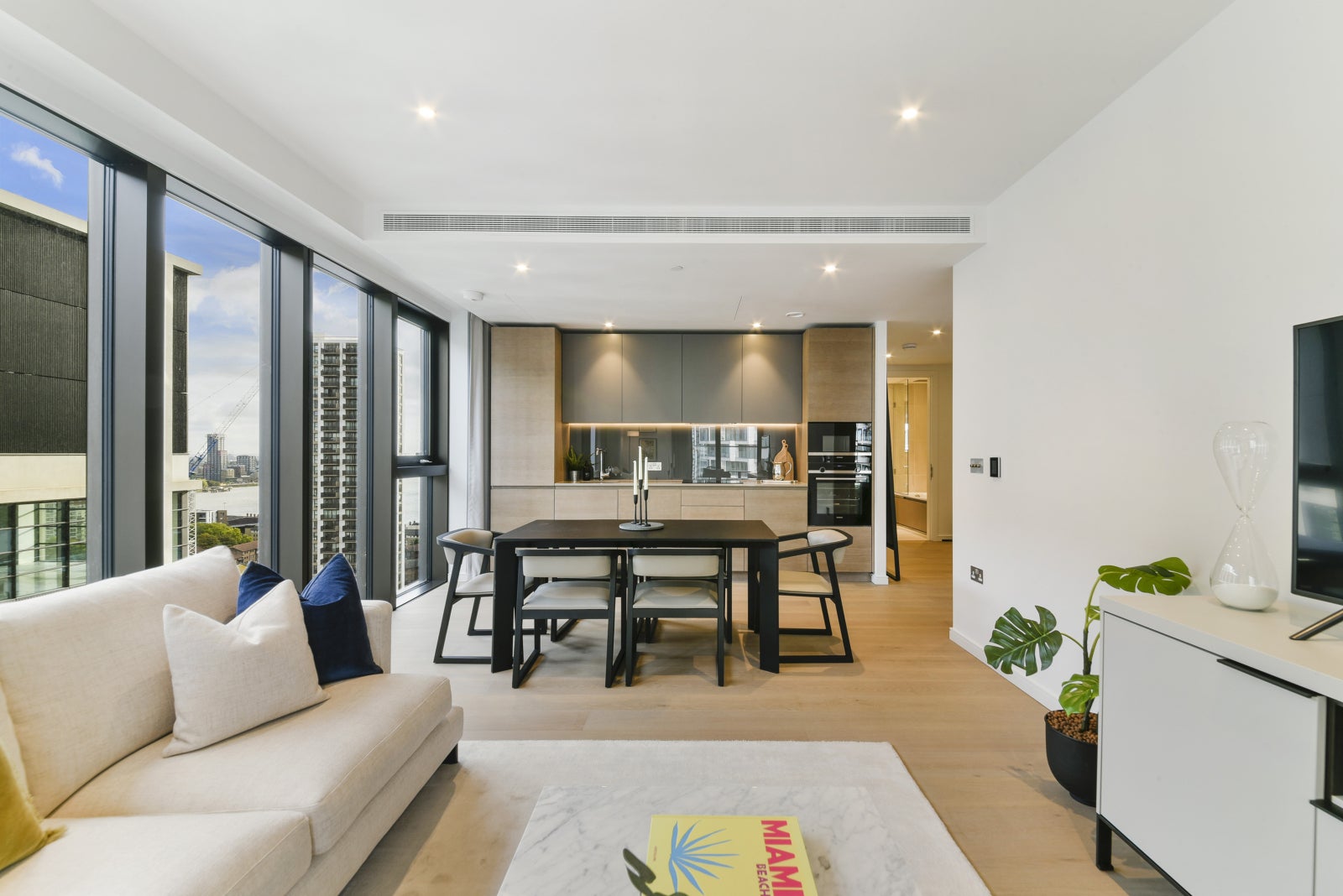 Flat George Street in Greater London