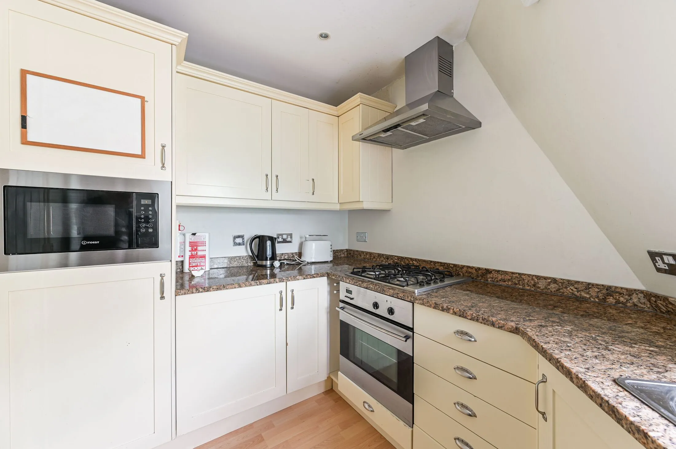 Flat Drayton Gardens in Greater London