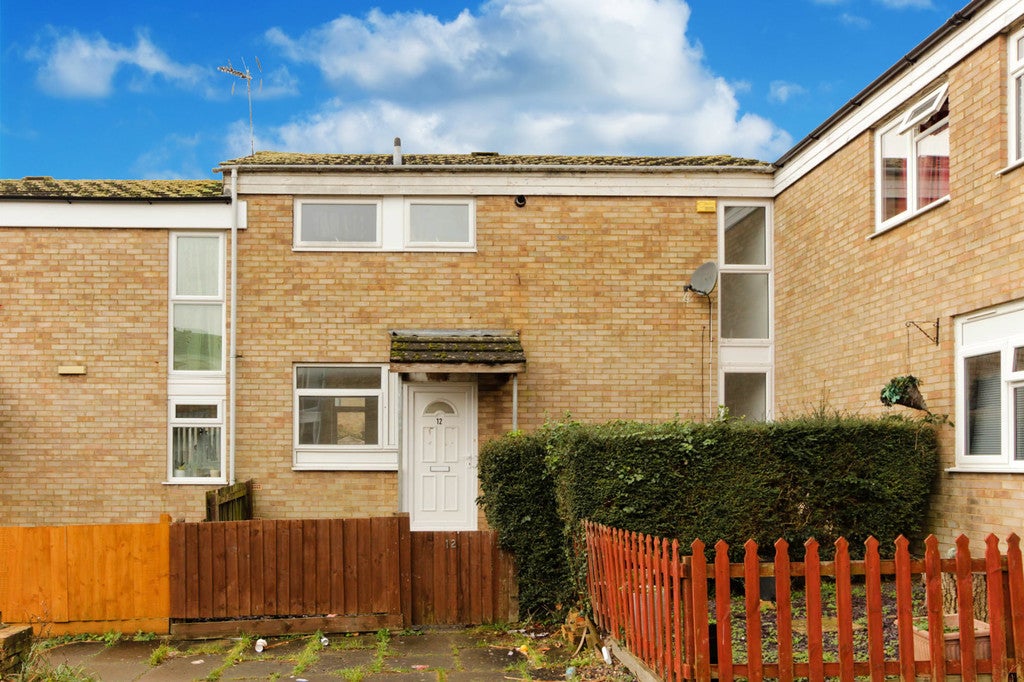 House Wordsworth Road in Wellingborough