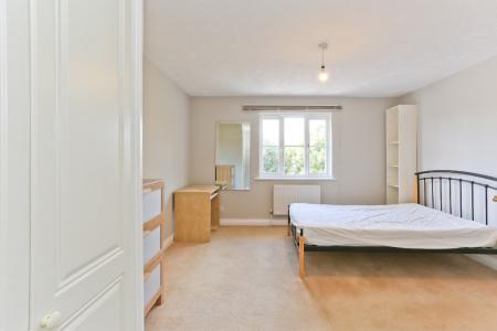 House St Marys Way in Guildford