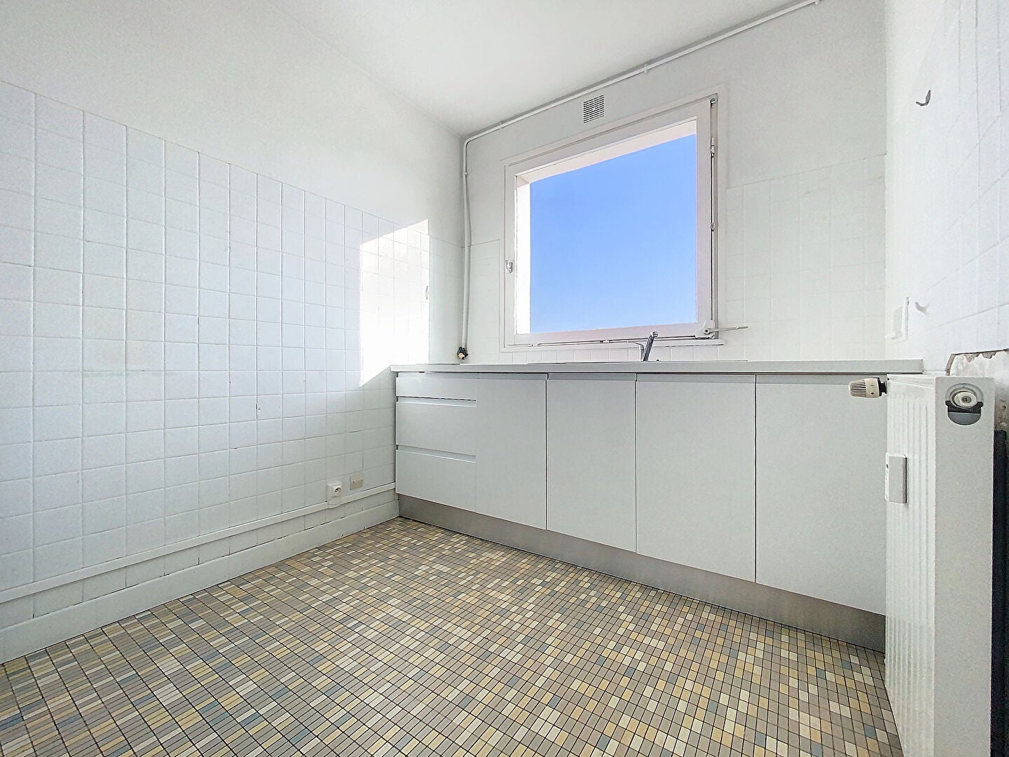 Flat Rue Leverrier in Caen