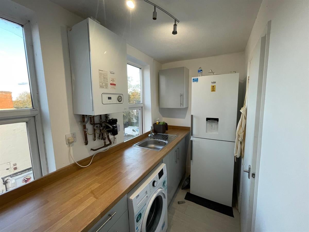 Flat Kettering Road in Northampton