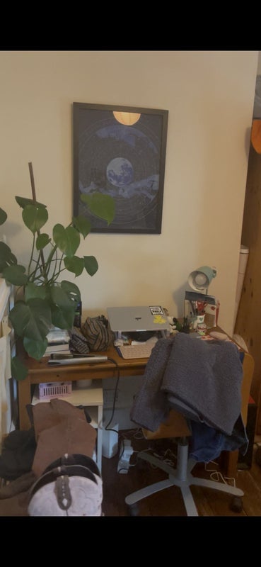 Room Averill Street in Greater London