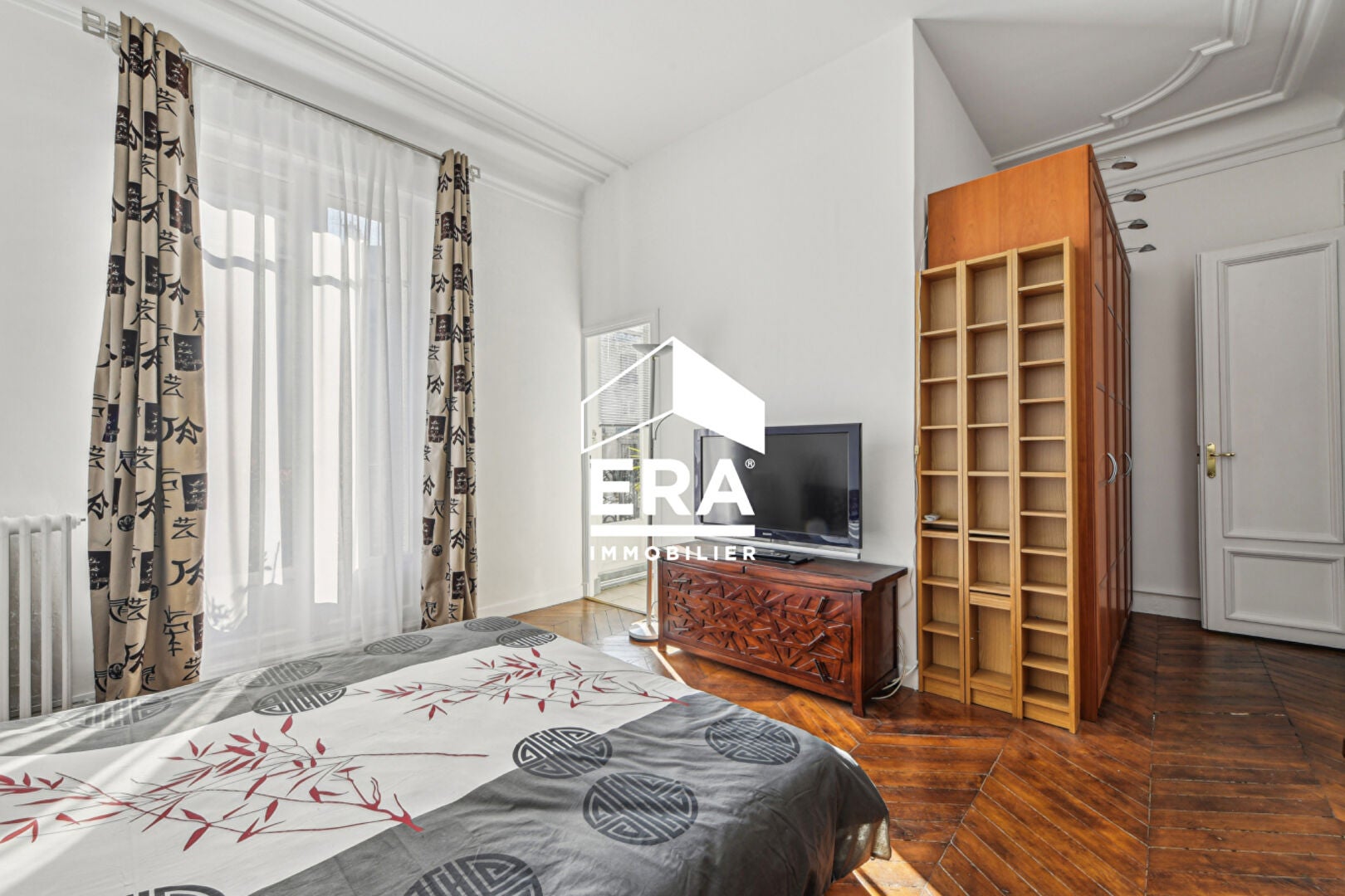 Flat Rue de Constantinople in Paris