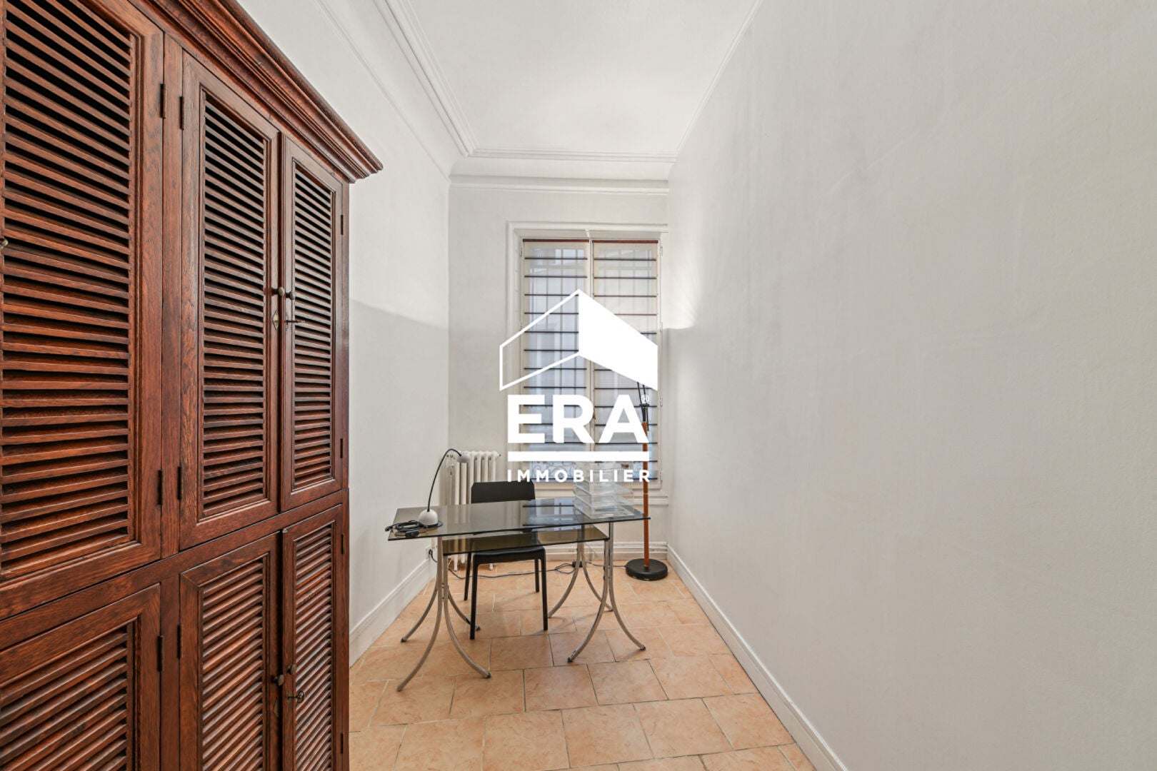 Flat Rue de Constantinople in Paris