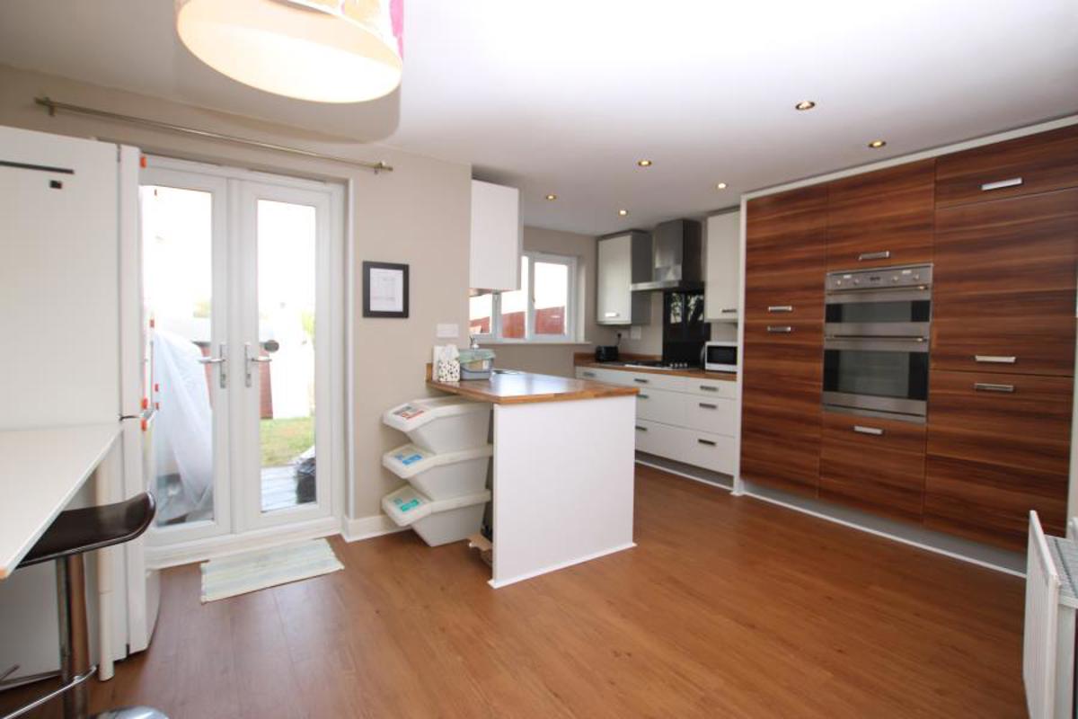 House Home Leas Close in Stoke Gifford