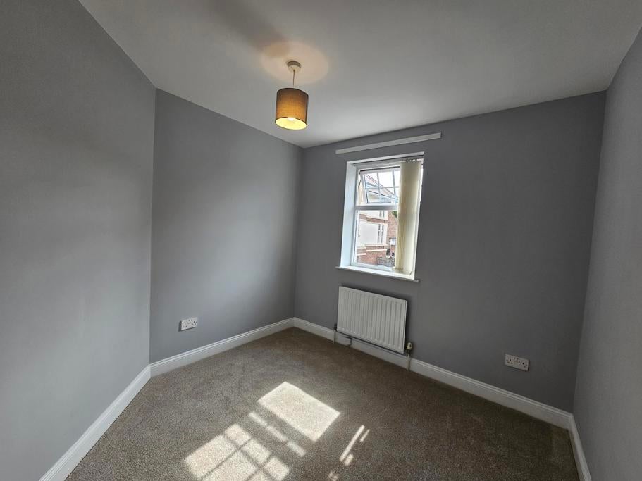 Flat Coniscliffe Road in Darlington
