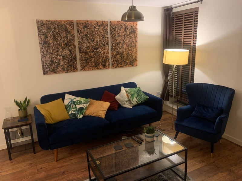 Flat Morris Road in Greater London