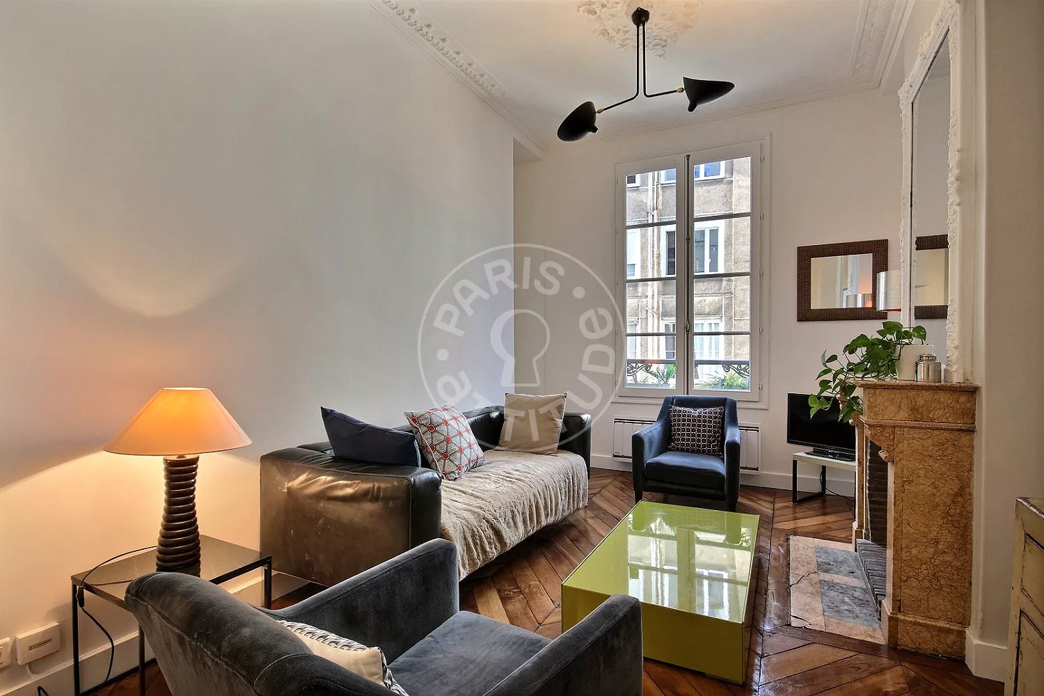 Appartement Rue d'Enghien à Paris