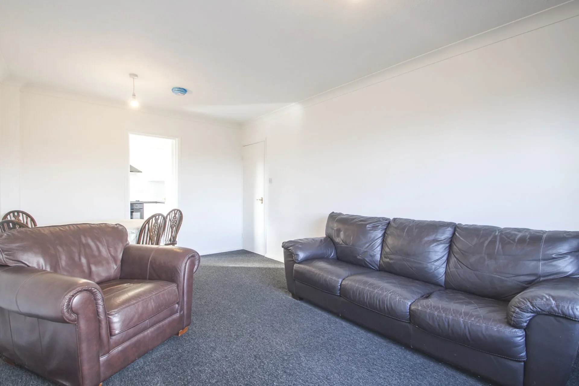 Flat Sidcup Hill in Greater London